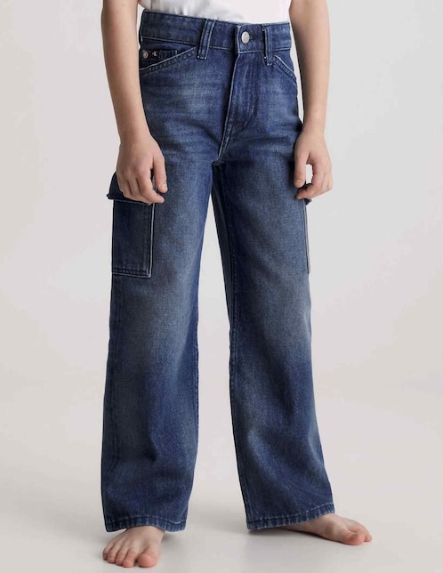 Jeans cargo campana Calvin Klein lavado obscuro para niño