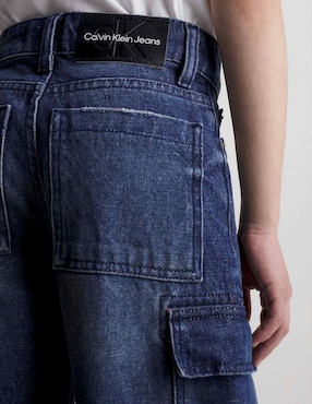 Jeans cargo campana Calvin Klein lavado obscuro para niño