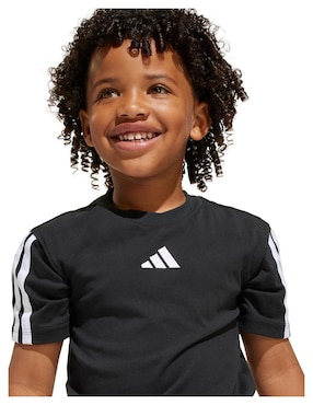 Playera Adidas Essentials manga corta para infantil